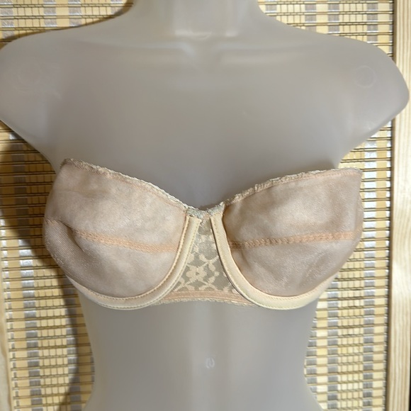 Maidenform Pretty Shapely Cream Strapless Underwire Bra Vintage 1970s 34C - Picture 12 of 16